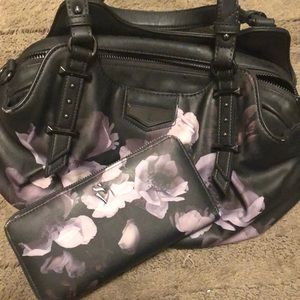 Simply Vera Handbag with matching wallet